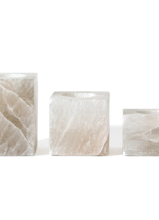 Candle Holder with Sugar Rock and Aromatherapy Design