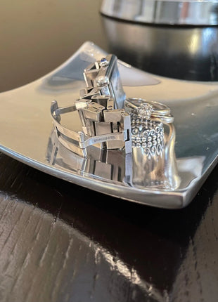 Multi-Purpose Wavy-Square Candle Holder